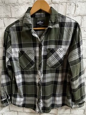 Women’s Jordache Plaid Button Down Shirt